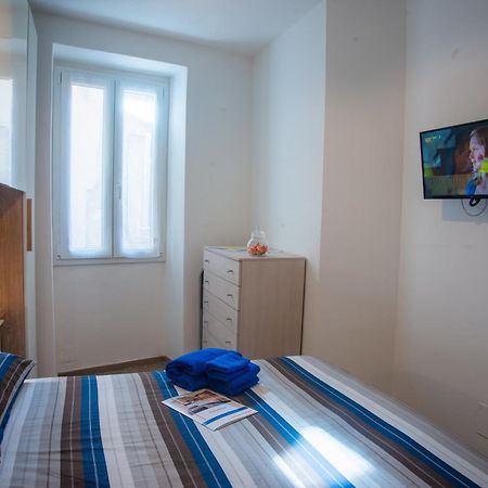 Casina Cato - Happy Rentals Sanremo Bagian luar foto